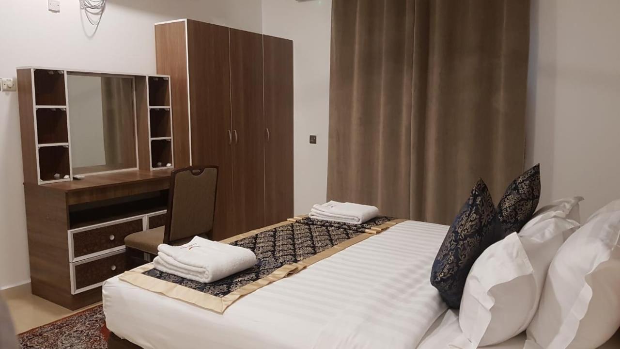 Orient Aparthotel